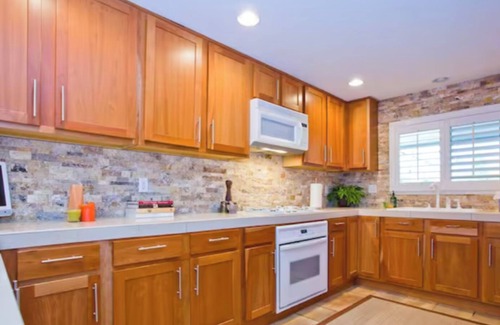 Athmar Park Casa | Precioso rancho en el corazón de Denver! ¡Bañera de hidromasaje! Gran gran patio privado!