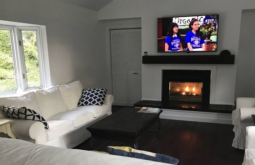 Thornbury Casa | Chalet en Bay Street frente a la Bahía de Georgia - Jacuzzi - Mejor ubicación