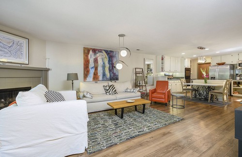 St. Helena Condominio | Precioso y espacioso apartamento de 3 habitaciones con baño en suite con un enorme patio al aire libre
