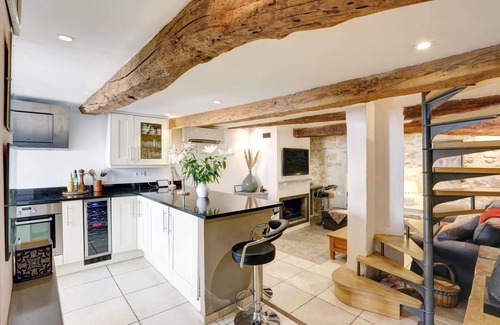 Valbonne Casa | Adosado magnífica en el centro de Valbonne con gran terraza y aire acondicionado!