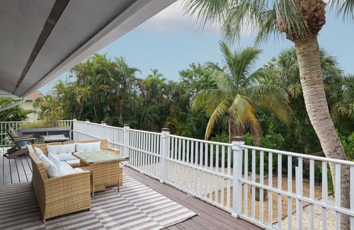 The Dunes Casa | Gorgeous Tropical Oasis in Sanibel Dunes