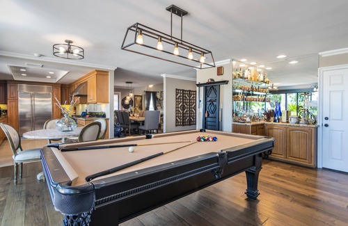 Los Angeles Villa | Gorgeous unique villa W/pool, spa & SWEEPING view