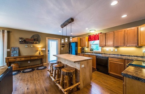 Balsam Lake Cabina | Preciosa casa nueva en el lago con características modernas. ¡¡¡¡Gran valor!!!!