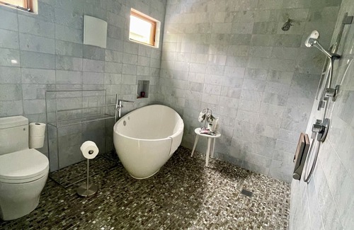 Del Rey Casa | Del Rey / Culver City Dream Oasis