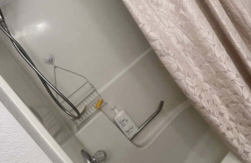 Oak Harbor Condominio | Gorgeous view of Lake Erie right at your Doorstep!