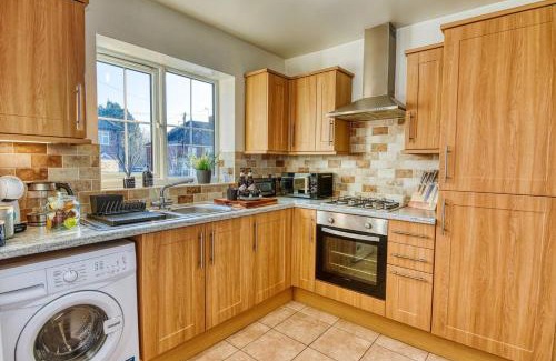 Dudley Casa | Gornal Dudley-2bed-contractor &long Stay -parking
