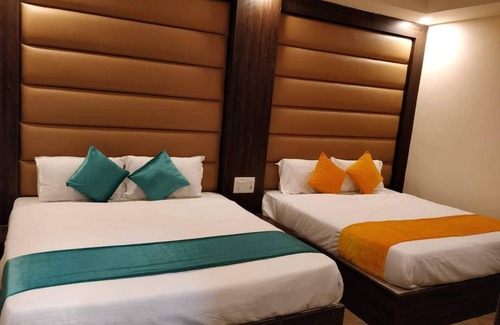 Charbagh Hotel | Goroomgo Alfa Lucknow
