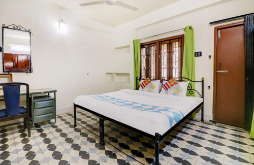 Kolkata Hotel | Goroomgo Gangotri Guest House kolkata