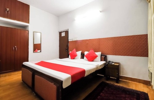 Mahanagar Hotel | Goroomgo Woodstock Homestay