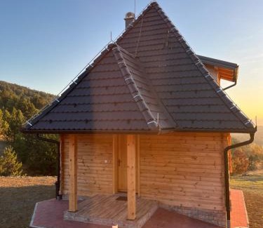 Central Serbia Apartamento | Gorske vile - Ljubav, Vera i Nada