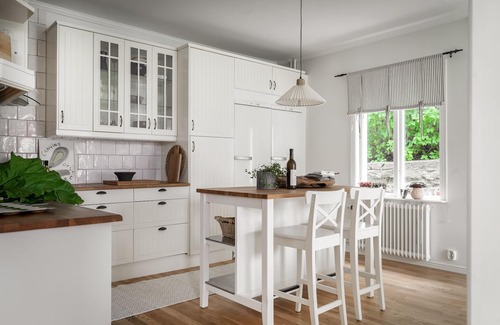 Molndal Casa | "GothenburgVilla" with hot tub and private garden close to city centre