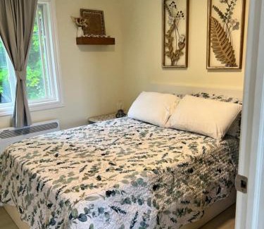 Algoma District Casa | Goulais Bay Guesthouse