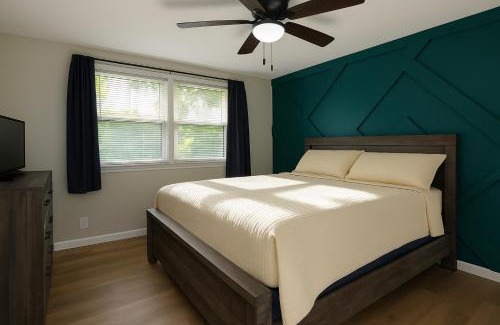 Clarksville Casa | Governors' Cozy Downtown Cottage