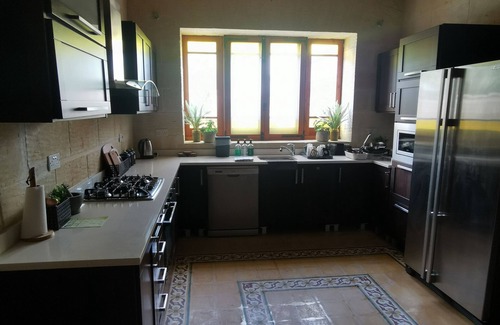 Gharb Otro | Gozo Luxury 4 Bedroom Farmhouse + Large Sunny Pool + ACs