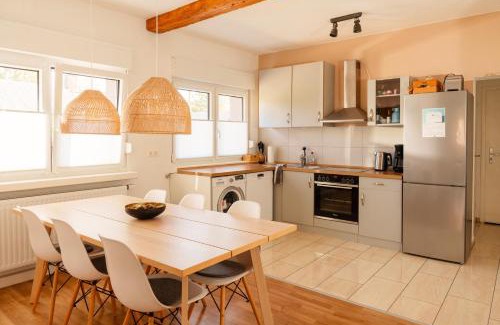 Freiimfelde - Kanenaer Weg Casa | Grüne Idylle nahe Hauptbahnhof & Hufeisensee mit Parkplatz & Terrasse