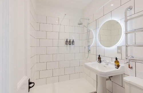 Tring Apartamento | Grace's Guesthouse 68b