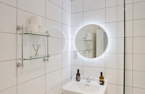 Tring Casa | Grace's Guesthouse Room 2