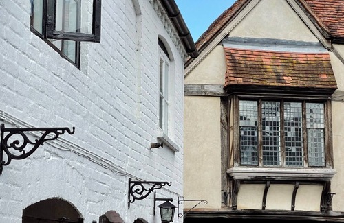 Bray on Thames Cabaña | Diseñador-Rural-Baño privado con bañera-Vista al campo