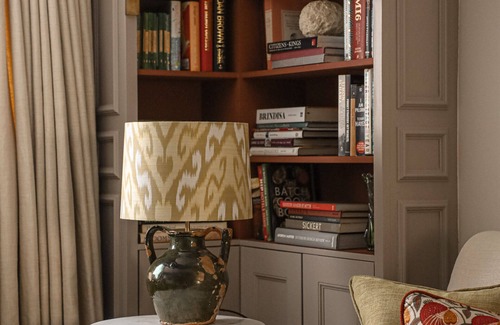 Bray on Thames Cabaña | Diseñador-Rural-Baño privado con bañera-Vista al campo