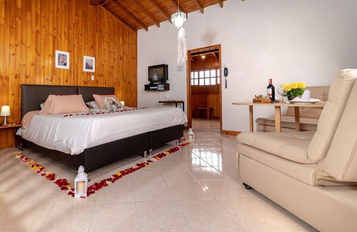 Chia Cama Y Desayuno | Gran Boutique Sabana