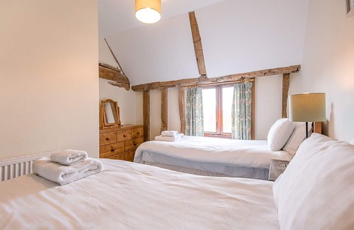 Saxmundham Cabaña | Granary Cottage, Valley Farm Barns Snape,