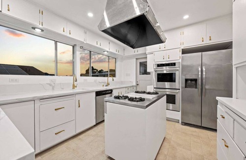 Old Town Casa | Grand 7BR Villa | Luxury Living Stunning Views