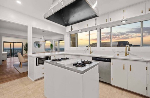 Old Town Casa | Grand 7BR Villa | Luxury Living Stunning Views