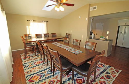 Carlsbad Casa | Grand Abode - Hermosa casa espaciosa para familias