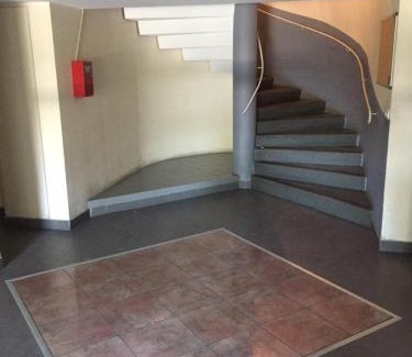 Les Cevennes Apartamento | Grand appartement Le Prado avec terrasse