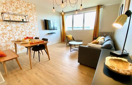 Claude Decaen Apartamento | Grand Appartement Lumineux Avec Ascenseur et à Proximité du Centre Ville