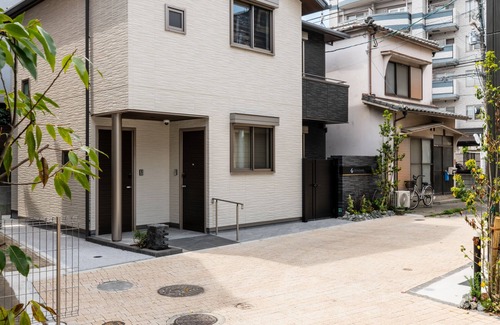 Sumiyoshi Apartamento | GRAND BASE Crane