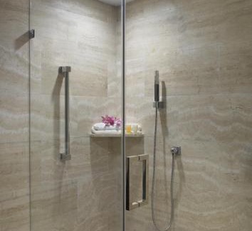 Surfside Hotel | Grand Beach Hotel Surfside West