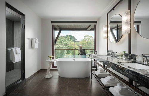 Greenville Downtown Hotel | Grand Bohemian Lodge Greenville, Autograph Collection