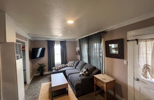 Valle Casa | Grand Canyon Getaway! Cozy & easily accessible