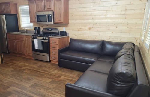 Valle Cabina | Grand Canyon South Rim: Private Cabin: Sleeps 8