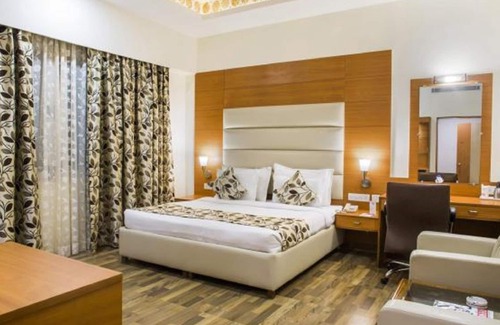 Civil Lines Hotel | Grand Continental Hotel