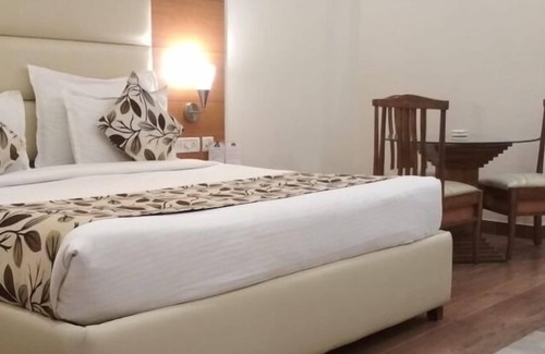 Civil Lines Hotel | Grand Continental Hotel