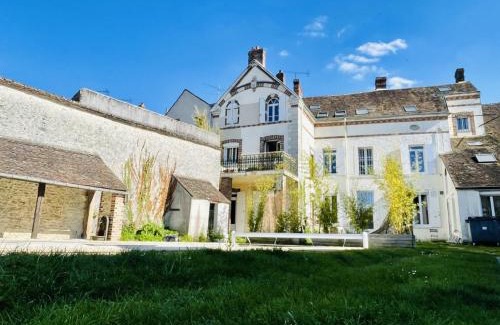 Egreville Apartamento | Grand Deluxe Poule Noire