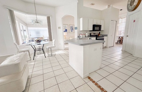 Westridge Casa | Grand Exclusive 4BR Westridge Pool Home near Disney