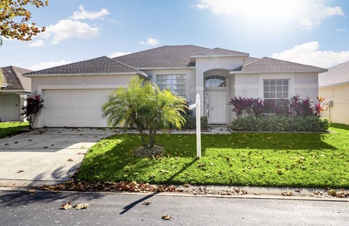 Westridge Casa | Grand Exclusive 4BR Westridge Pool Home near Disney