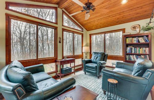 Nellysford Casa | Grand Home with Hot Tub, 3 Mi to Wintergreen Resort!