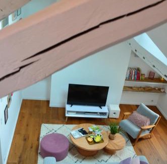 Downtown Angers Apartamento | Grand loft 110m Cœur historique Angers et parking privé Rare