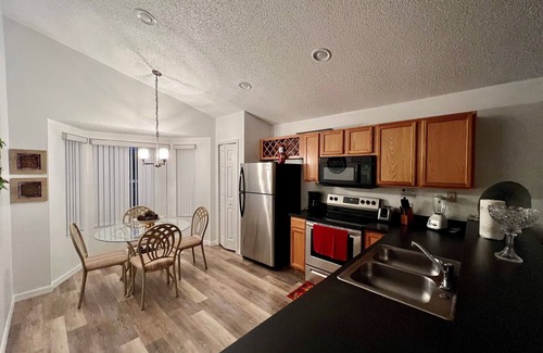 Westbury Casa | Grand Luxury Pool Home near Disney & Universal