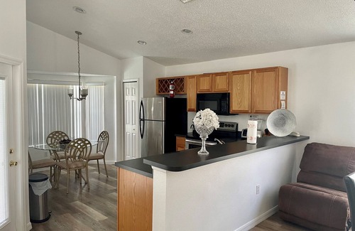 Westbury Casa | Grand Luxury Pool Home near Disney & Universal