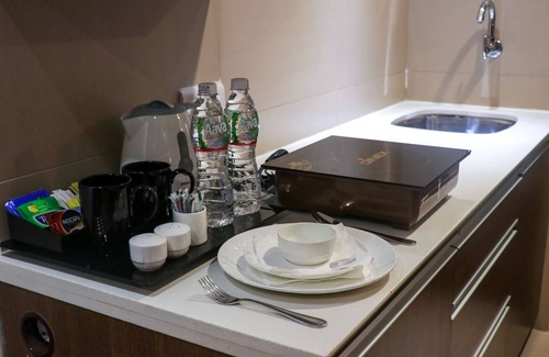 Sayajiganj Hotel | Grand Mercure Vadodara Surya Palace Hotel