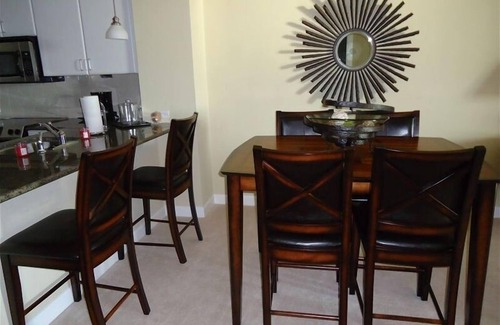 Panama City Beach Hotel | ¡2BR / 2BA, GRAN PANAMÁ, FAMILIA EN EL SITIO PROPIETARIA Y OPERADA! PEQUEÑO MASCOTA AMIGABLE!