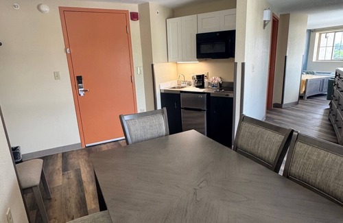 Pigeon Forge Hotel | Grand Smokies Resort Lodge