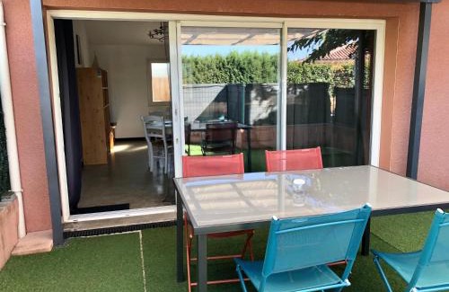 Saint-Marcel-les-Valence Apartamento | Grand studio à louer avec terrasse