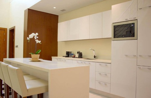 Manama Hotel | Grand Swiss-Belhotel Waterfront Seef