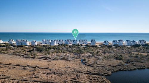 North Topsail Beach Casa | Grand Topsail Villa by Sea Scape Properties